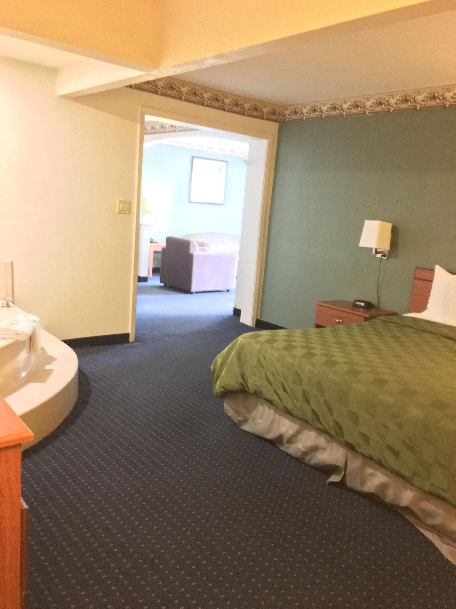 Days Inn By Wyndham Nacogdoches/Sfa University/Downtown Екстериор снимка