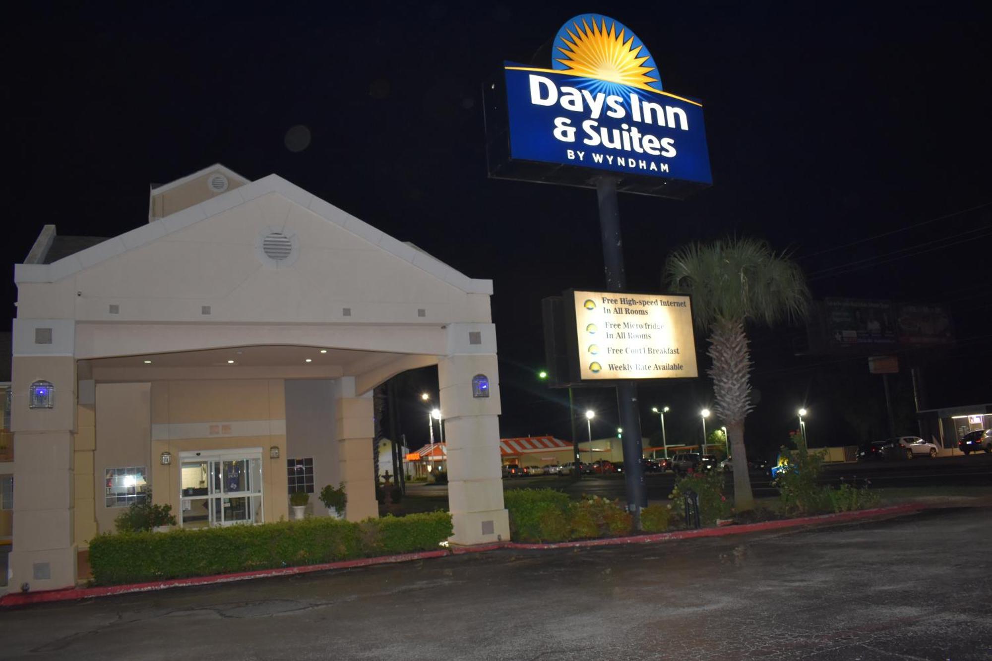 Days Inn By Wyndham Nacogdoches/Sfa University/Downtown Екстериор снимка